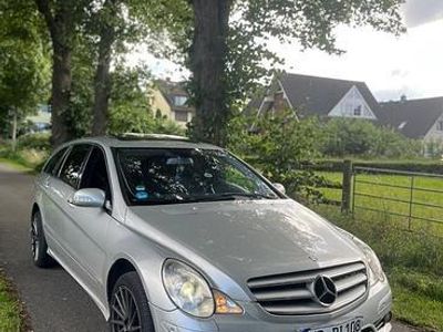 Mercedes R320