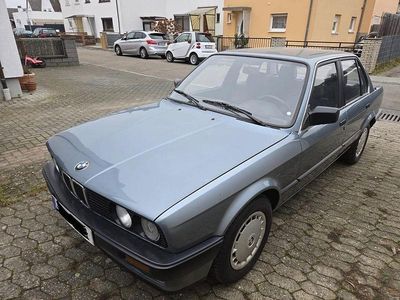 Usata BMW 320 Basis 129 CV (94 kW) 1986 Grigio Berlina