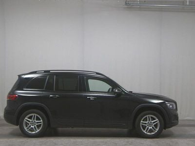 Mercedes GLB200