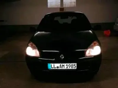 Gebraucht Renault Clio II 58 PS (42 kW) 2005 Blau Kleinwagen