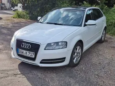 Gebraucht Audi A3 105 PS (77 kW) 2010 Weiß Kleinwagen