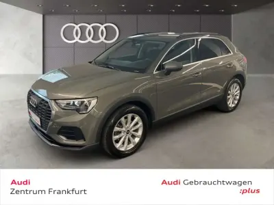 Gebraucht Audi Q3 Ambiente 150 PS (110 kW) 2022 Chronosgrau metallic/chronosgr SUV