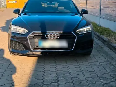 Gebraucht Audi A5 Design 150 PS (110 kW) 2017 Blau Coupé