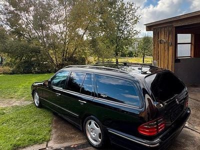 Mercedes E320
