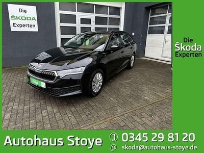 Schwarz Gebraucht 2025 Skoda Octavia Essence Kombi | 28.550 € (Fairer Preis)