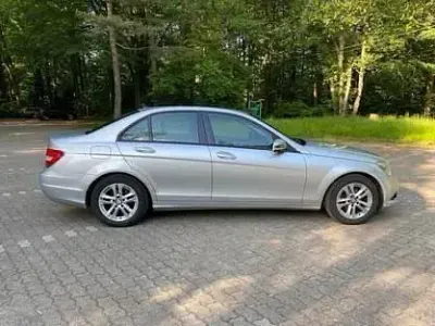Gebraucht Mercedes C200 2012 Silber Limousine