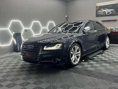Audi S8