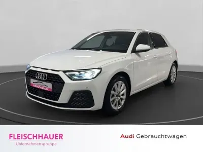 Gebraucht Audi A1 Sportback Ambiente 116 PS (85 kW) 2025 Gletscherweiß metallic Kleinwagen