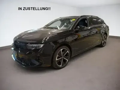 Gebraucht Opel Astra 146 PS (107 kW) 2024 Schwarz Kleinwagen