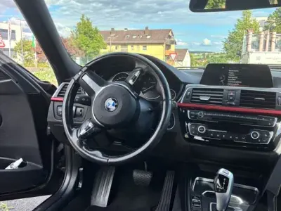 Gebraucht BMW 320 Sport Line 190 PS (139 kW) 2015 Schwarz Kombi