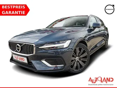 Gebraucht Volvo V60 Inscription 341 PS (250 kW) 2021 Blau Kombi