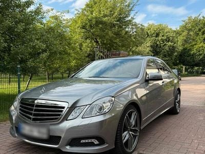 Mercedes E500