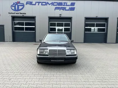 Gebraucht Mercedes 300 179 PS (131 kW) 1990 Grau Coupé
