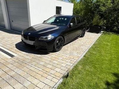 BMW M550