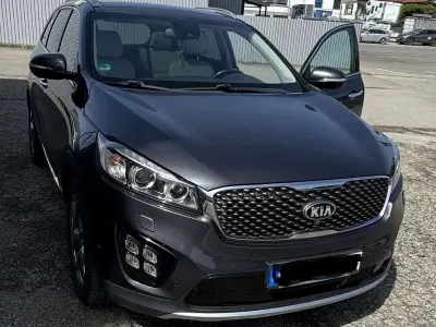 Używany Kia Sorento Platinum Edition 200 KM (147 kW) 2017 Szary SUV