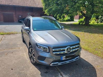 Mercedes GLB250