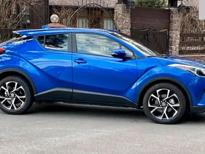 Gebraucht Toyota C-HR 122 PS (89 kW) 2019 Blau SUV