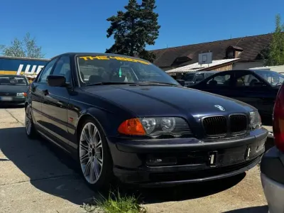 Gebraucht BMW 318 118 PS (86 kW) 2000 Blau Limousine