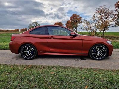 BMW 225