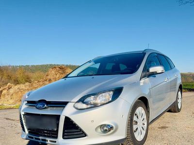 Gebraucht Ford Focus Titanium 140 PS (102 kW) 2014 Silber Kombi