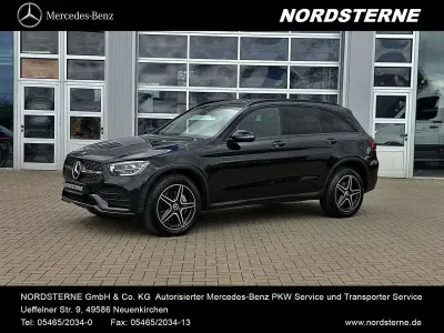 Gebraucht Mercedes GLC300 AMG line 194 PS (142 kW) 2021 Obsidianschwarz SUV