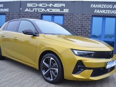 Gelb Gebraucht 2024 Opel Astra Limousine | 20.490 € (Guter Preis)