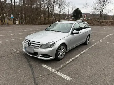 Gebraucht Mercedes C250 Avantgarde 204 PS (150 kW) 2012 Silber Kombi