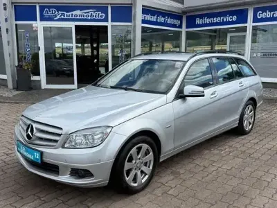 Gebraucht Mercedes C180 156 PS (114 kW) 2010 Silber Kombi