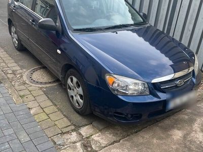 gebraucht Kia Cerato 1,6 Benzin 105 Pa