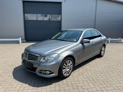 Gebraucht Mercedes C200 184 PS (135 kW) 2012 Silber Limousine