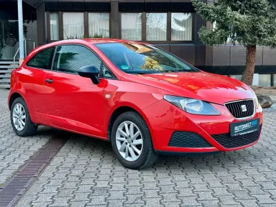 Gebraucht Seat Ibiza SC Basis 60 PS (44 kW) 2011 Rot Kleinwagen