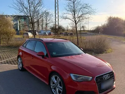 Gebraucht Audi A3 S-Line 179 PS (131 kW) 2013 Rot Limousine