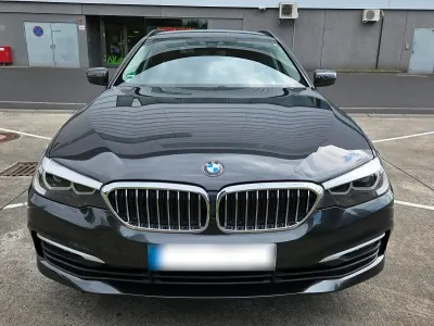 Gebraucht BMW 530 Sport Line 258 PS (189 kW) 2019 Andere farben Kombi