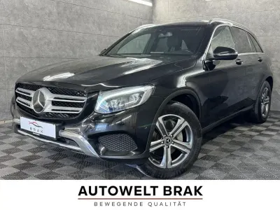 Używany Mercedes GLC220 170 KM (125 kW) 2017 Czarny Sedan/Limuzyna