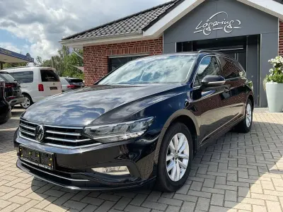 Gebraucht VW Passat Business 150 PS (110 kW) 2024 Schwarz Kombi