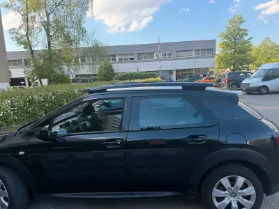 Gebraucht Citroën C4 145 PS (106 kW) 2015 Schwarz Limousine
