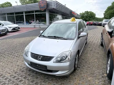 Begagnad Honda Civic LS 110 HK (80 kW) 2005 Silver Sedan