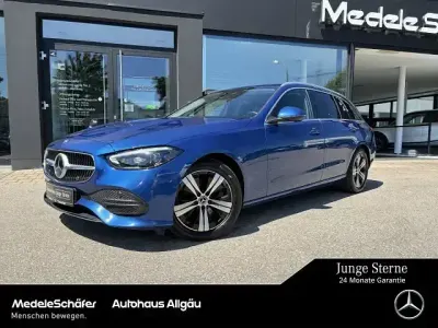 Gebraucht Mercedes C220 Avantgarde 200 PS (147 kW) 2023 Lack spektralblau Kombi