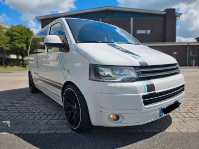 Gebraucht VW Multivan Highline 179 PS (131 kW) 2015 Candyweiß Van / Kleinbus