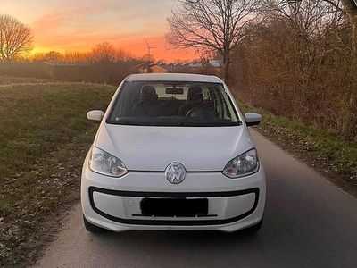 Weiß Gebraucht 2016 VW up! Kleinwagen | 4.400 €