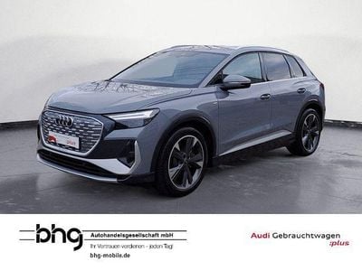 Grau Gebraucht 2022 Audi Q4 e-tron Sport SUV | 24.490 € (Guter Preis)
