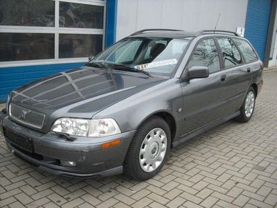 Second-hand Volvo V40 163 CP (119 kW) 2002 Gri Break