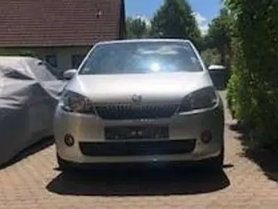 Gebraucht Skoda Citigo Ambition 75 PS (55 kW) 2013 Silber Kleinwagen