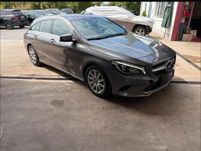 Mercedes CLA200