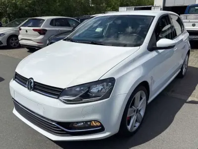 Gebraucht VW Polo Sportline 90 PS (66 kW) 2014 Weiß Limousine