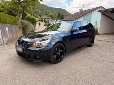 Gebraucht BMW 530 Sport Line 235 PS (172 kW) 2008 Blau Kombi