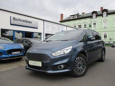 Blue metallic (metallic) Gebraucht 2019 Ford S-MAX Titanium Van / Kleinbus | 25.450 € (Fairer Preis)