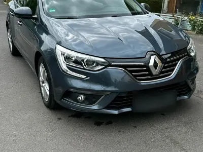 Używany Renault Mégane GrandTour 116 KM (85 kW) 2020 Szary Kombi