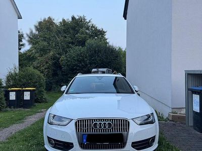 Weiß Gebraucht 2015 Audi A4 Allroad Kombi | 18.500 €