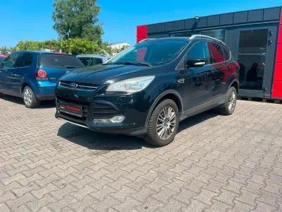Gebraucht Ford Kuga 140 PS (102 kW) 2013 Schwarz SUV